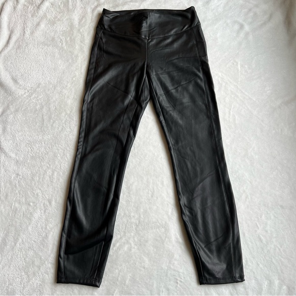 New Reitmans Black Faux Leather Pants - Picture 9 of 12